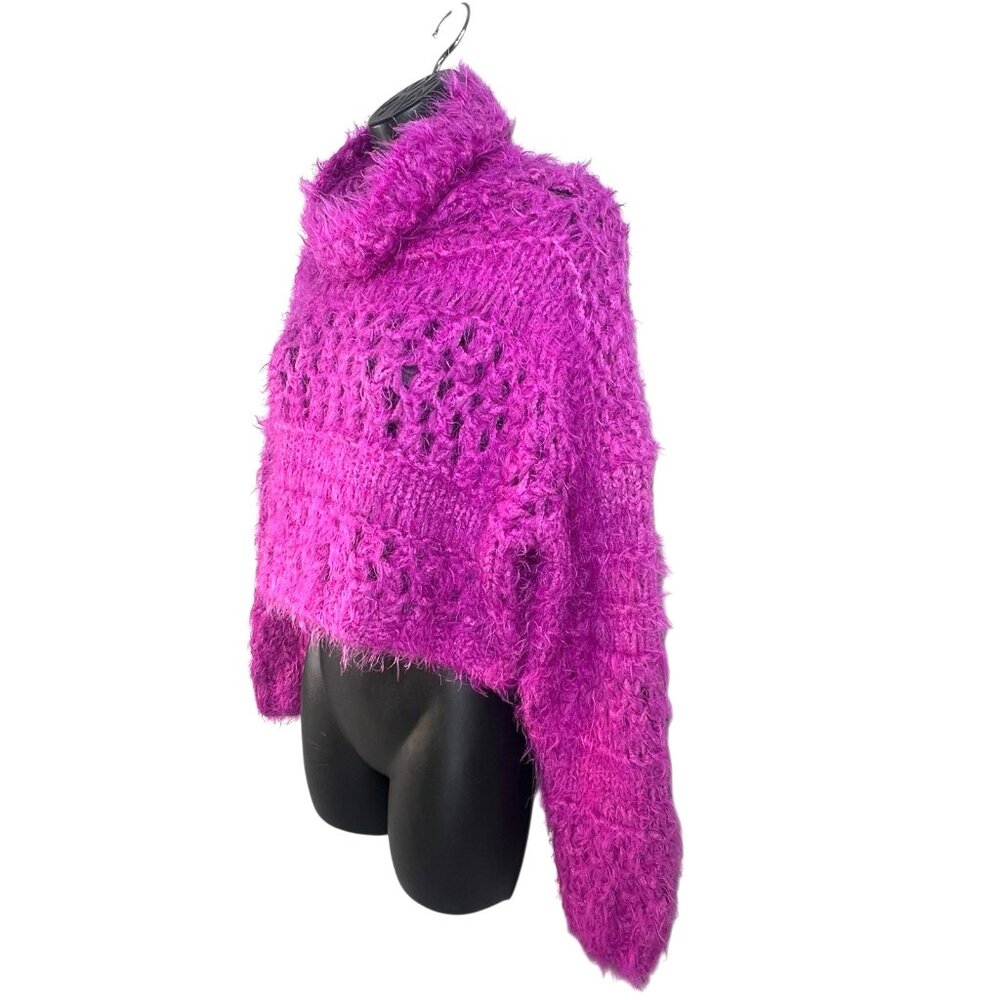Free People Rustic In magenta box shape fuzzy cropped pullover sz L - Picture 4 of 7